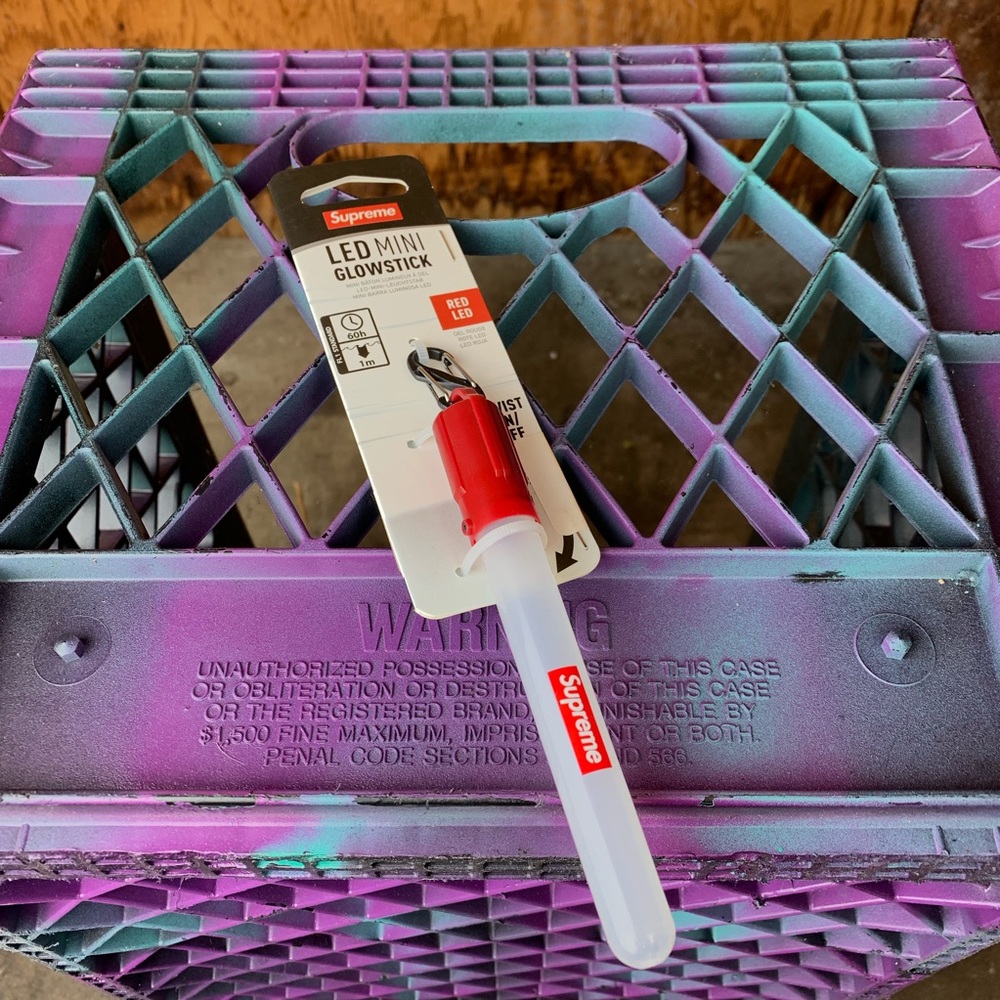 Supreme keychain - LED Mini GlowStick